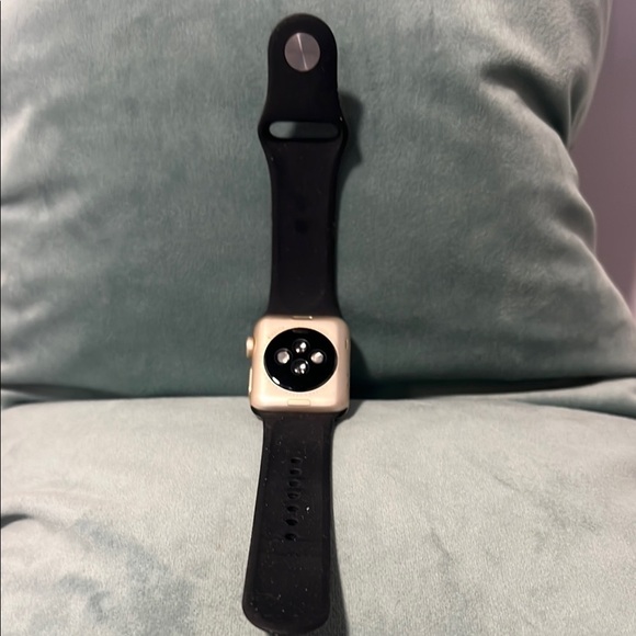 Apple Watch Series 2 38mm GPS Black Smartwatch with Gold Trim - Picture 2 of 7